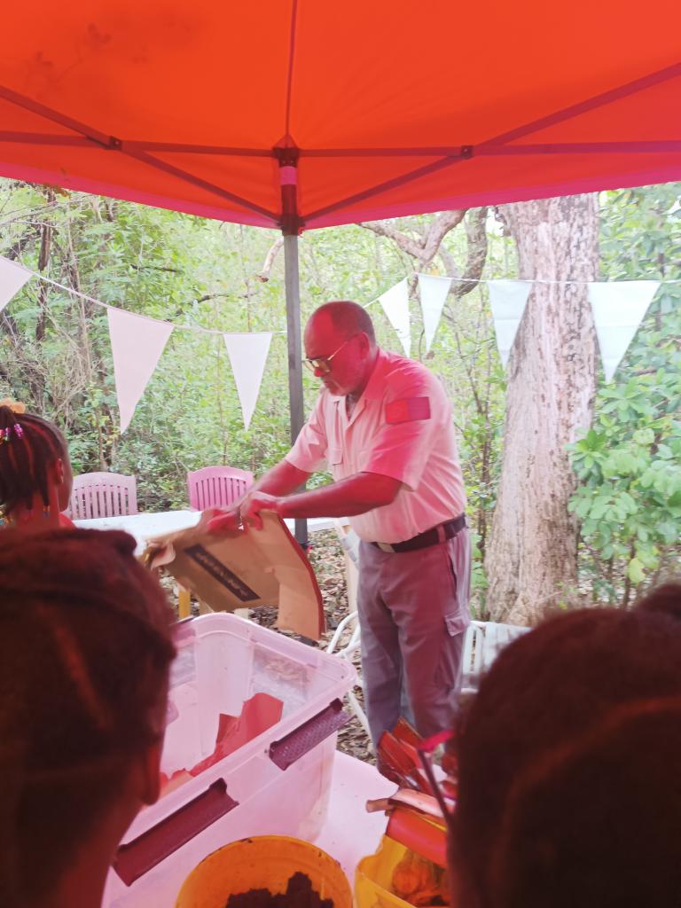 Lombricompostage avec Mr Salignat Parc National 2024